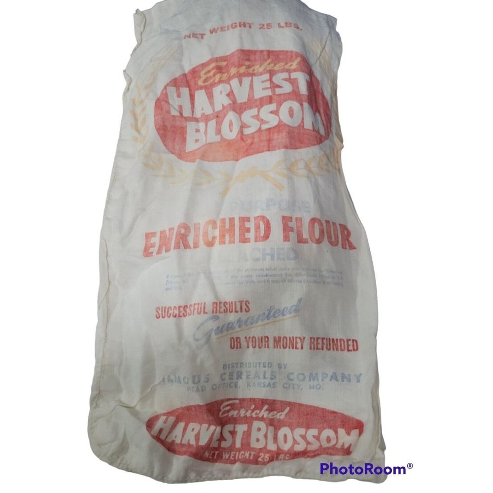 Harvest Blossom Flour Feedsack Kansas City MO 25lb Chase Bag Co Minn 11x24in Vtg